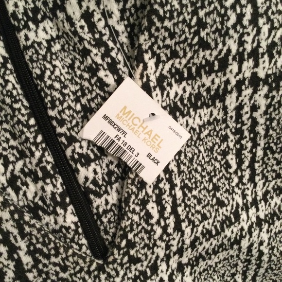 NWT Michael Kors blk/white plaid vneck dress S - Picture 6 of 16